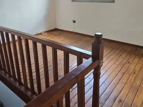 15 cuadras de la ruta 1 hacia las sierras