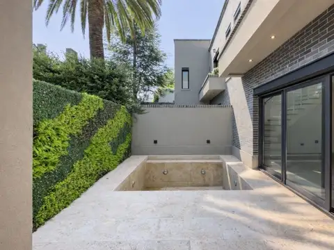 DUPLEX EN VENTA A ESTRENAR. ADROGUE, COCHERA