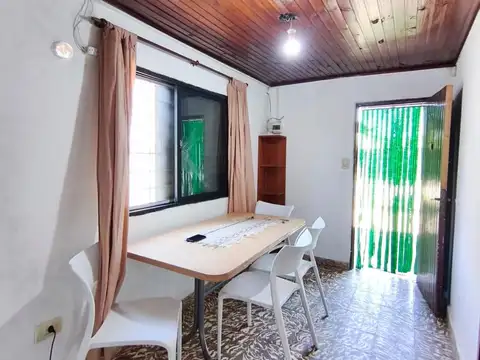 Casa 3 ambientes con 1 baño