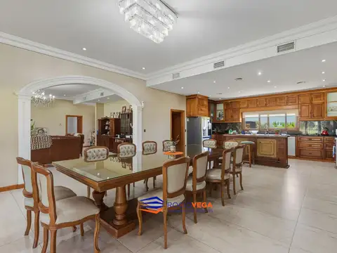Casa en Venta en Comarcas de Luján, USD 690.000