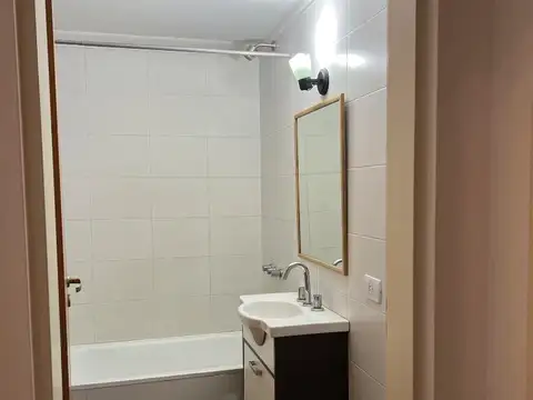 Departamento en Alquiler en Verdi 57, $ 600.000