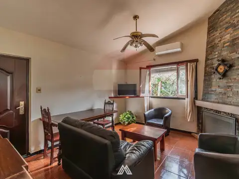 Casa 5 ambientes con 2 baños