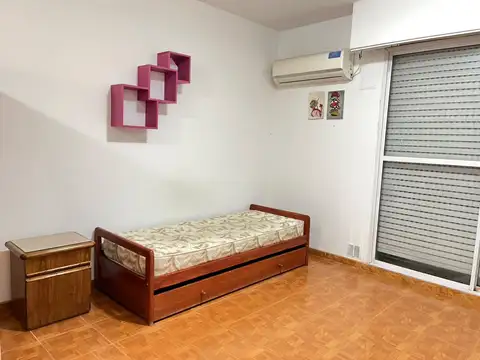 ALQUILER DE MONOAMBIENTE AMOBLADO - 33 M2  - EXCELENTE ESTADO - ZONA SANTA FE Y PUEYRREDON