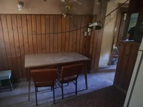 Casa en Venta en Castelar Sur, USD 110.000