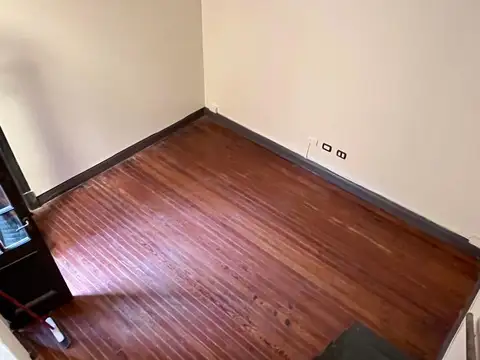 Depto Tipo Casa en Venta en Caballito, USD 169.000