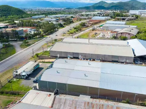 Galpon en Venta en Zona Este, USD 1.480.000