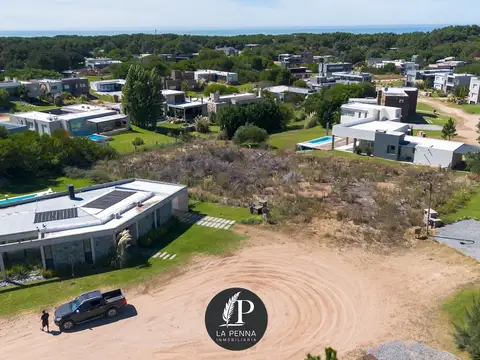 Terreno en Venta 50  mts Fondo