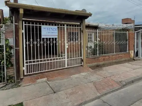 CASA EN VENTA, COMPLEJO SUR
