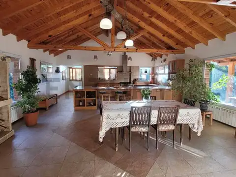 Casa en Alquiler de 5 dormitorios