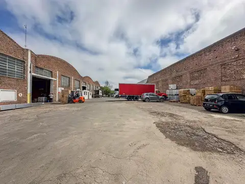 Galpon en Alquiler A Estrenar