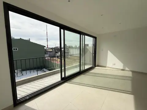 Depto Tipo Casa en Alquiler de 2 ambientes