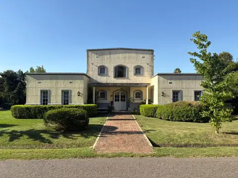 Casa en Country Club Los Cardales