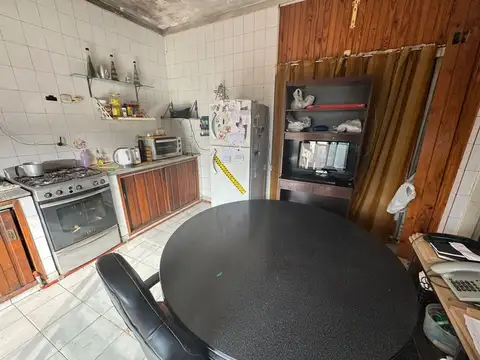VENTA CASA 4 AMB LOCAL JARDIN APTO CRED. ITUZAINGO