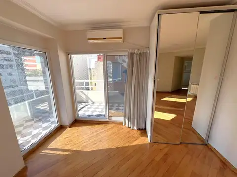 Departamento en Alquiler en Flores, $ 900.000