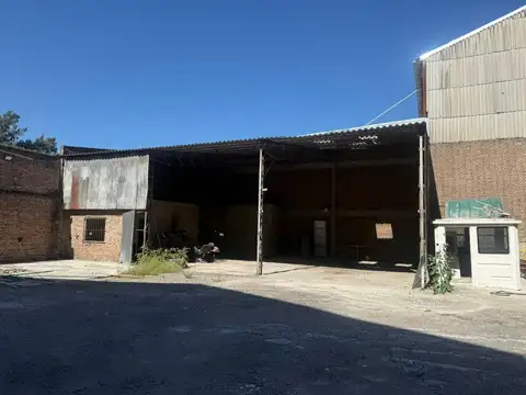 ALQUILER TERRENO EN LANUS OESTE ...2500 mts