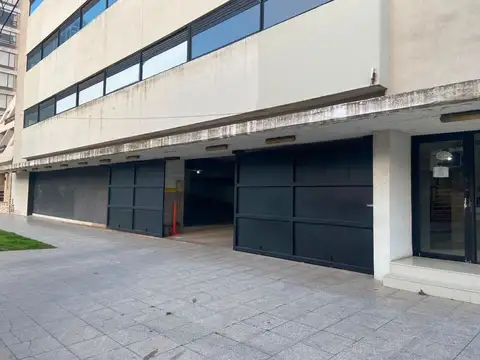 Calle 14 600