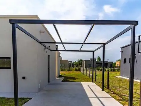 Casa en Venta en Belleville, USD 175.000