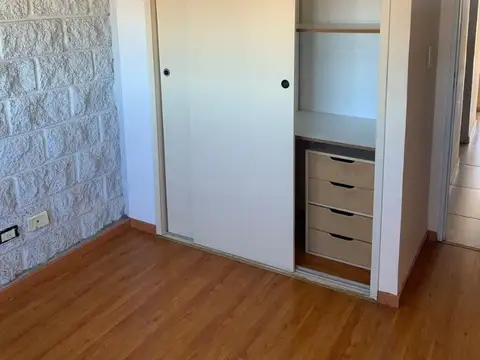 Alte. Brown 3200, Piso 4