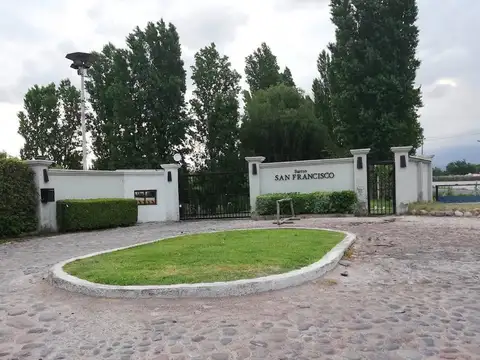 Elpidio Gonzalez y Estrada, Guaymallén Barrio San Francisco