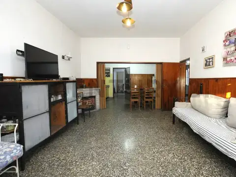 Las Piedras 4300, Piso 0