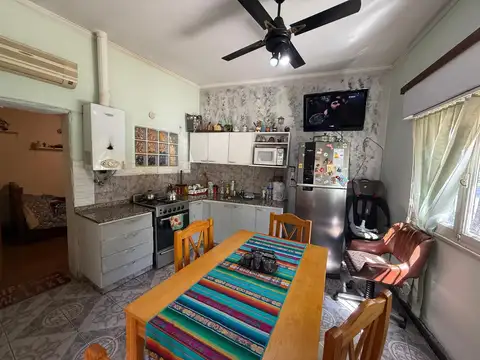 Casa 3 ambientes con 1 baño