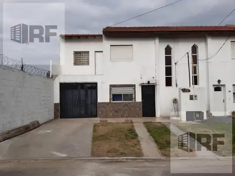 Venta Casa 4 ambientes en "Cooperativo Cervecero" - Quilmes