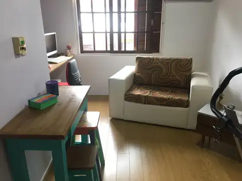 Depto Tipo Casa en Venta en Castelar Sur, USD 140.000