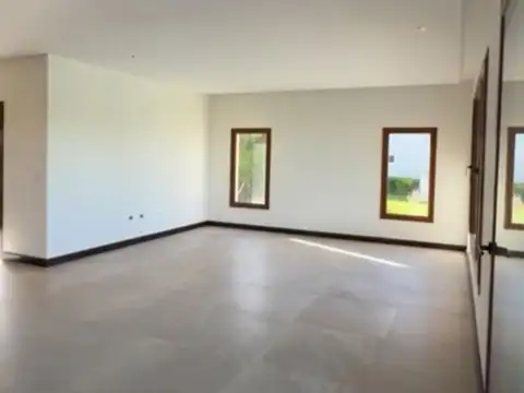 Casa en Venta en Canning, USD 440.000