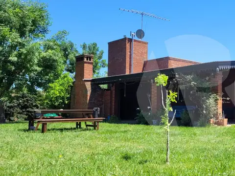 Casa en Venta en Aero Country Club, USD 150.000