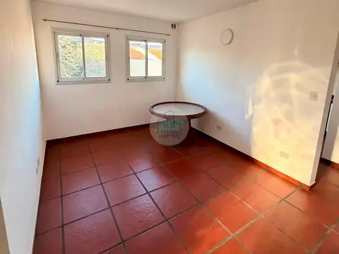 Departamento en Venta en Munro-Este, USD 95.000