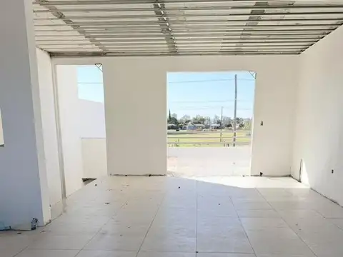 Duplex en venta a estrenar en Villa Nueva con portón de seguridad