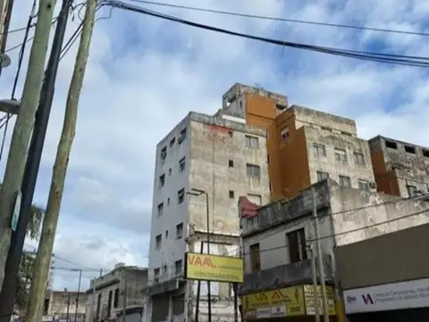 Edificio en Venta en Valentín Alsina 6 pisos, Av Presidente Teniente General Juan Domingo Perón 6 pi 3700