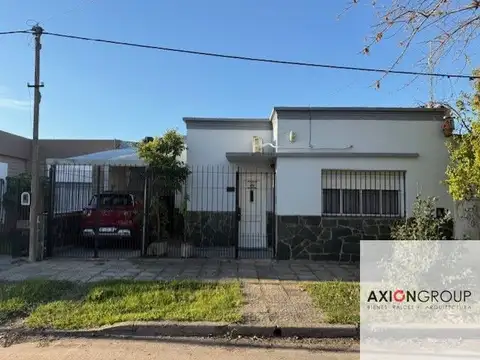 VENTA DE CASA DE 2 DORMITORIOS BERISSO
