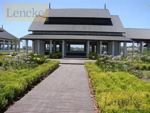 Terreno en Venta de 2203,0 m2