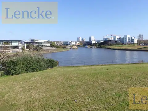 Excepcional lote en venta en Albanueva, ubicación privilegiada con las mejores vistas