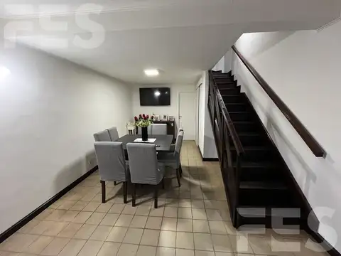 Depto Tipo Casa en Venta de 3 dormitorios