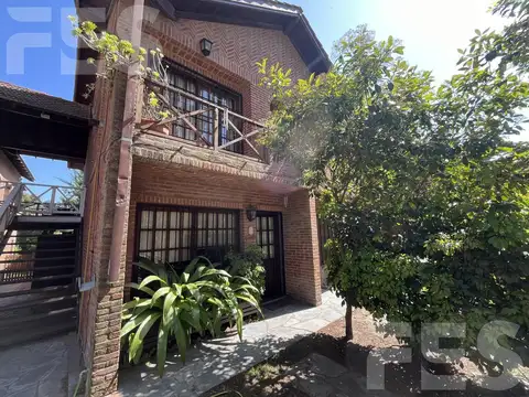 Depto Tipo Casa en Venta de 4 ambientes