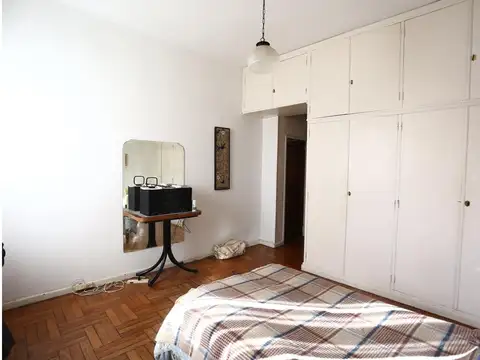 Avenida Brasil 300 , Piso 7