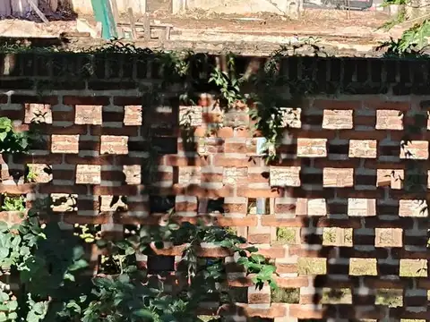 LOTE EN VENTA  EN BARRIO AGUACATES  FRENTE A LA COSTANERA EN POSADAS MNES