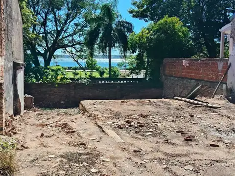 LOTE EN VENTA  EN BARRIO AGUACATES  FRENTE A LA COSTANERA EN POSADAS MNES