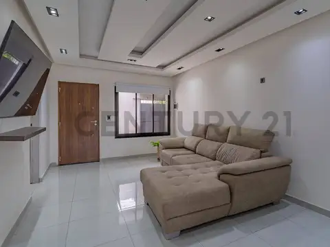 Casa 4 ambientes con 3 baños