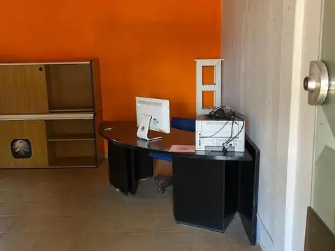 LOCAL COMERCIAL UBICADO EN LAS CABAÑAS-ITUZAINGO
