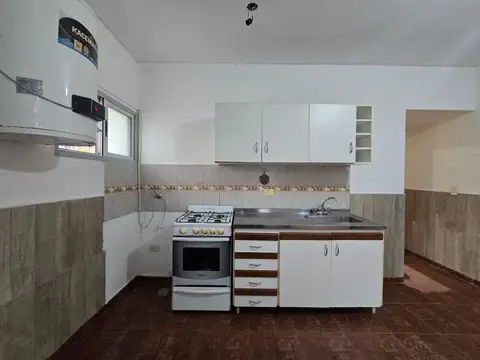 Depto Tipo Casa 2 ambientes con 1 baño