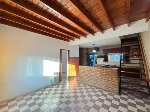 VENTA DUPLEX 3 DORMITORIOS APTO CREDITO JOSE C PAZ