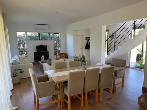 Casa en alquiler Anual amoblado