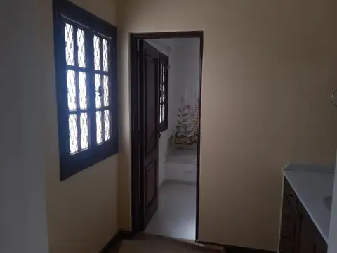 Casa en Alquiler de 3 dormitorios