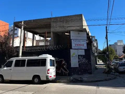 RETASADO    ESQUINA COMERCIAL - z/GUEMES - ALDREY