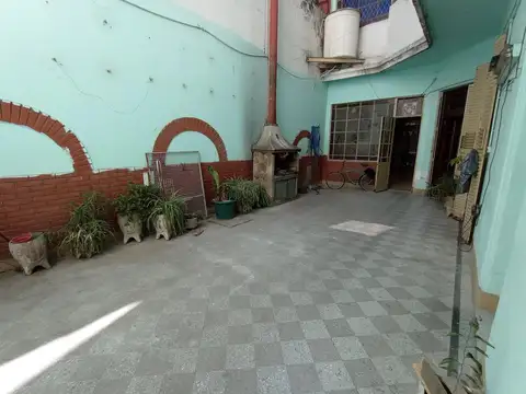 Depto Tipo Casa en Alquiler de 5 ambientes