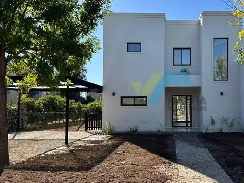 Casa en Venta al Noreste