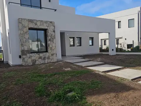 Casa a estrenar en San Pablo